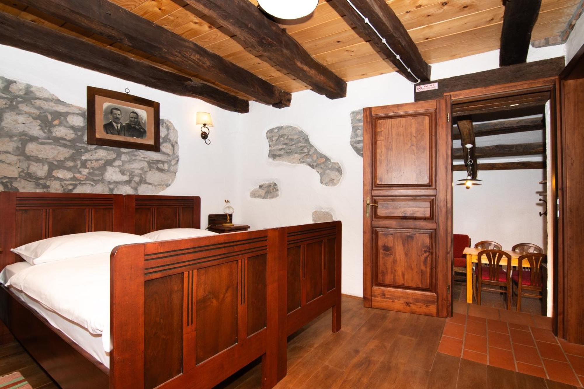 Villa Tourist Farm Benčič Sežana Exterior foto
