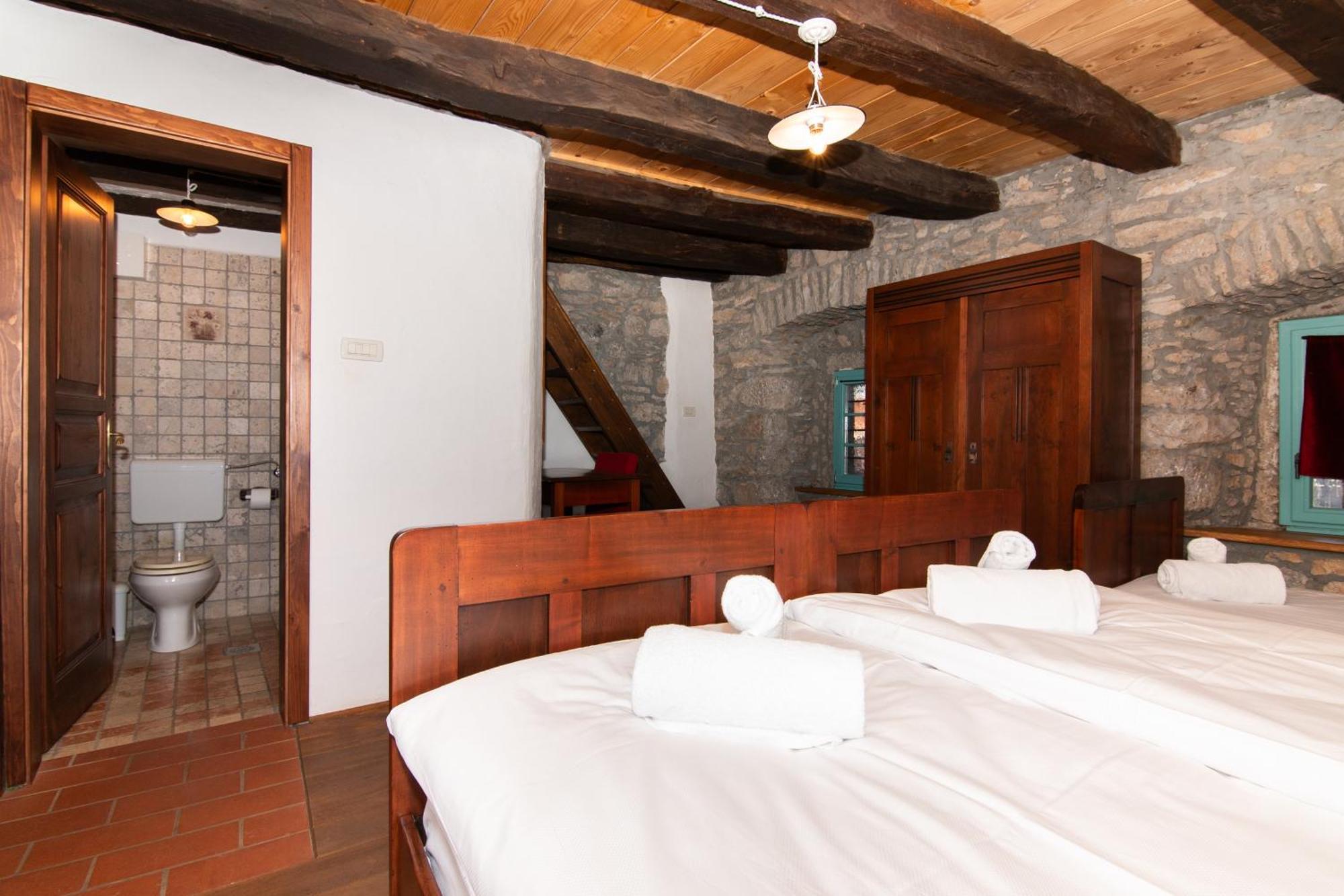 Villa Tourist Farm Benčič Sežana Exterior foto
